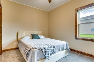 Quiet Clarion Condo Near Hiking & Fishing - 1