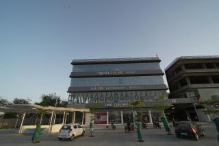 Hotel Lotus - 2