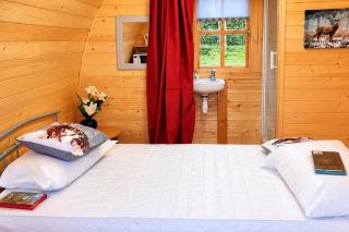 Glamping Pod in St Austell Sleeps 2 with Spa Pool - 7