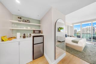 Luxury King Suite, Heart of Coconut Grove - 5