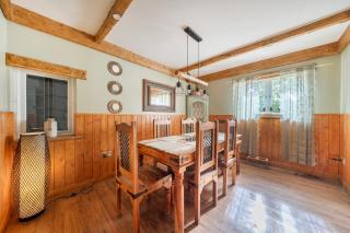 Detached property, beams, hot tub large garden - 1