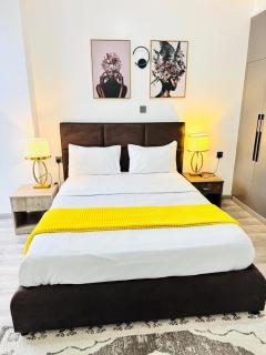 Luxury 5-Bedroom All-En-Suite Apartment in Kileleshwa, Nairobi - 2
