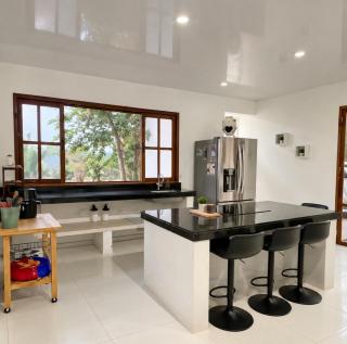 White house - 8