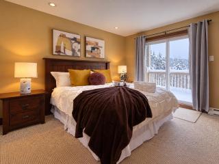 Cozy Golf Tremblant Cottage | SPA + Billard Table - 5