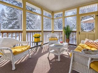 Cozy Golf Tremblant Cottage | SPA + Billard Table - 6