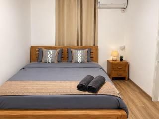 Luxury 4BR Villa with Private Pool Sleeps 9 - 2
