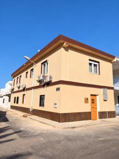 Queralt Guest House - 0