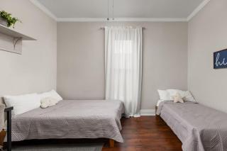 Cheerful 2-Bedroom Cottage in Downtown Noblesville - 4