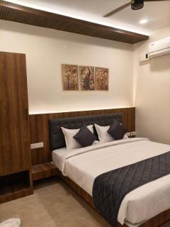 Hotel Sai Saran - 0