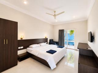 Morjim Sunset Resort - 1
