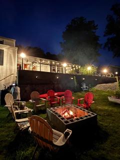 Lakefront Escape - Private Dock, Kayaks & Fire Pit - 7