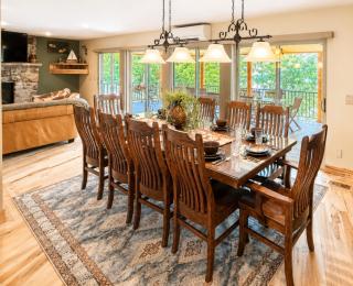 Lakefront 5BD/4.5BA/2Pools/Hottub/Sauna/Firepit/PizzaOven/Dock/PuttingGreen-10PP - 1