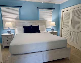 2nd Floor Welcoming Condo At Waterscape 490 Feet Of Private Beach - 4