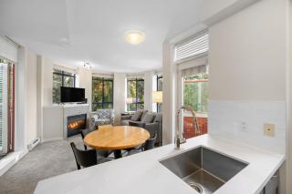 Alpenglow Lodge Two Bedroom Apartment with Private Hot Tub by MVA - 2