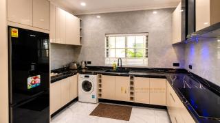 Executive Cozy Suite at THE HIDDEN DOMUS I Saltpond Suite - 5