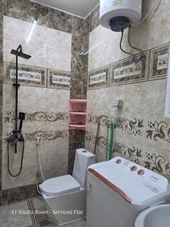 A1 Studio Room Serviced Apartment Muscat Seeb Dar Al Hoboor Flat Private Kitchen Bathroom Free Parking WiFi Ground Floor أ1غرفة استديو شقة مفروشة مسقط السيب دار الحبور مطبخ حمام مواقف مجانية واي فاي الدور ا - 4