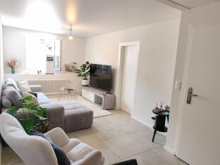 Charming Guest Room Near Lake Geneva in Villeneuve - 0
