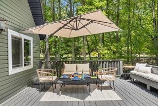 The Blakeslee Blue Escape - 7