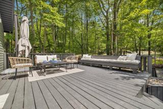 The Blakeslee Blue Escape - 6
