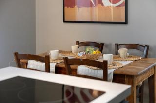 Jungle Chic Apartment 1 - BeMyHost - 1