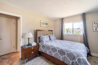 Cottage with lanai and garage only 4 miles to Siesta Key - 6