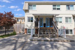 Shoreline Retreat -Beach Front -Wasaga Beach -Cottage -2 - 2