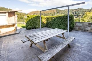 Rural Home with Valley Views, Near Avilés & Oviedo - 9