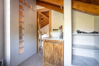 Rural Home with Valley Views, Near Avilés & Oviedo - 1