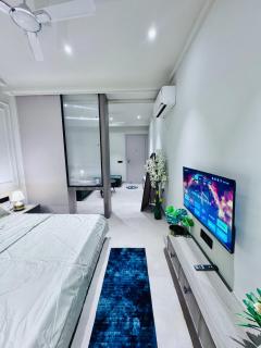 Alora Suite - 8