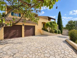 Villa 14 pers, piscine privée, jeux, vue et calme - 3