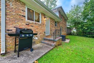Cozy 3BR Decatur Unit w/ EV Charger - 6