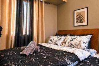 28F Avida Riala Tower 1 Modern Studio with PS4, 100Mbps WiFi, Pool Access and Workspace - 3