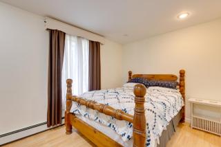 1 Mi to the Water! Mastic Beach Apt - 2