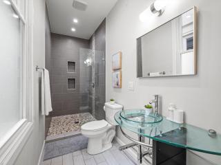Cozy&Modern 2Bdr Apartment PIttsburgh - 6