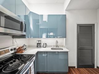 Cozy&Modern 2Bdr Apartment PIttsburgh - 2
