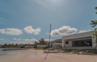 Remos, casa frente al mar con piscina - 8