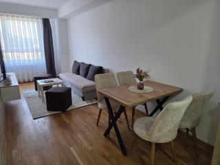 N Suite City Apartment - 7