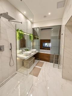 Luxury Loft with Jacuzzi in Central Budapest - 5