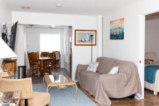Water Street Sky Loft with Huge Rec Room - 2