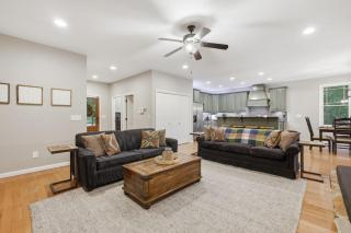 Gorgeous Cottage with Hot Tub in Boone NC! - 3