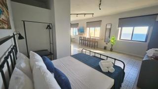Blue Horizon Studio - 2