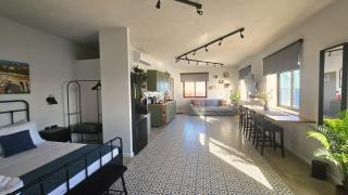 Blue Horizon Studio - 1