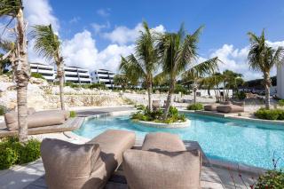 Solara - Luxury 3-Bedroom Home with Private Pool - 8