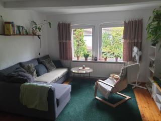 Unser Obervolkacher Ferienhaus - "Omas Hideaway" - Gartenoase mit Wohlfühlflair & Herz für Hunde - 7