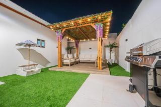 Arublenchi Villa-Luxurious 6BR-4BTH-pool-sleeps 13 - 3