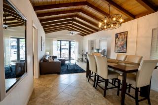 1BR C direct on the water shared deck Free kayaks - 0