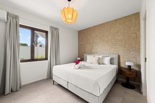 J&M Coral - Modern 2BR & Shared Pool near Mambo - 8