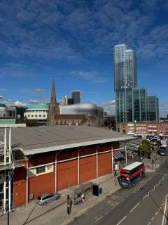 Birmingham City Cente - Penthouse Balcony Views - 5