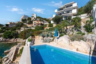 Pool Villa Sine /w Panoramic Sea View - 9
