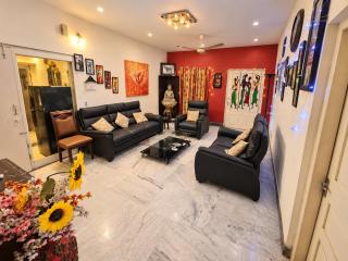 A place to relax and easy accesses to city, airport, train station, Puri - 1